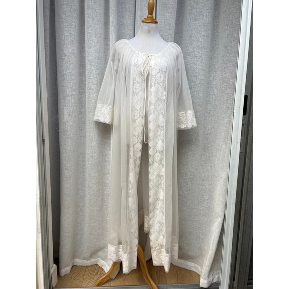 Vintage 1960s Miss Elaine romantic lingerie robe - Picture 2 of 10